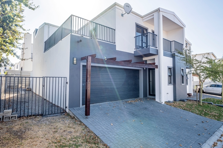 3 Bedroom Property for Sale in Langeberg Heights Western Cape